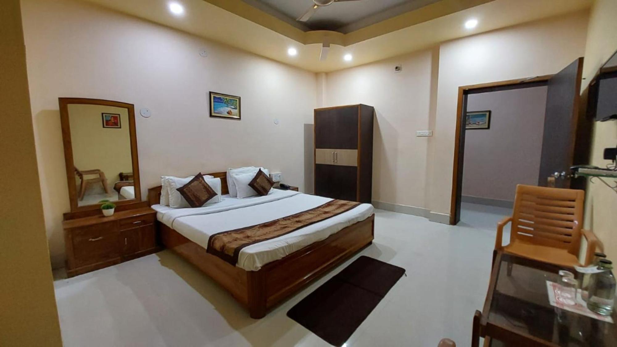Goroomgo Silicon Residency Puri Near Sea Beach & Temple - Luxurious Room - Lift And Parking Facilities - Best Seller Extérieur photo