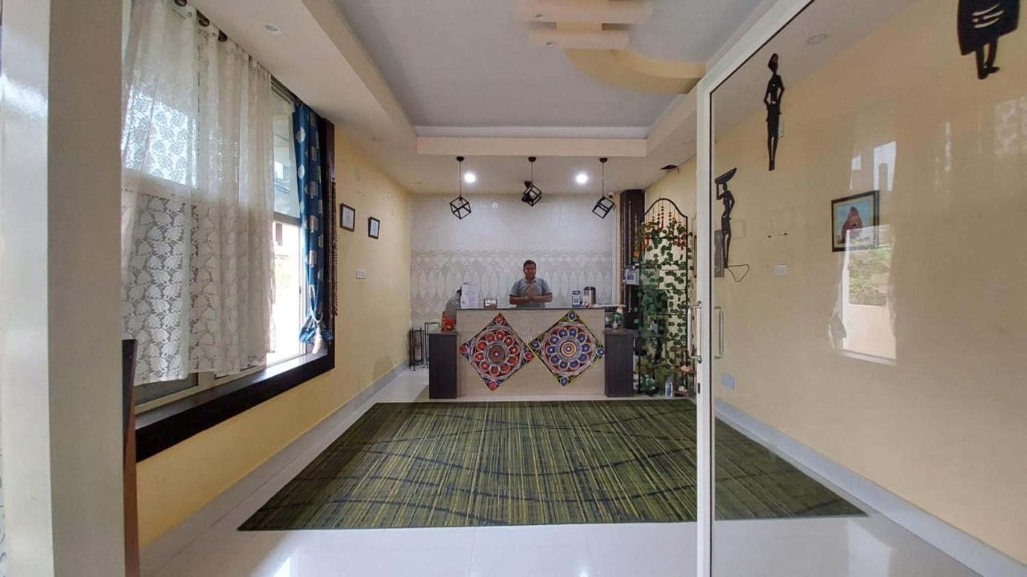 Goroomgo Silicon Residency Puri Near Sea Beach & Temple - Luxurious Room - Lift And Parking Facilities - Best Seller Extérieur photo